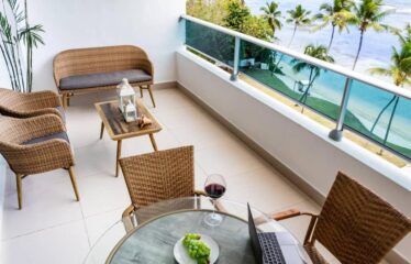 APARTAMENTO FRENTE A LA PLAYA EN RESIDENCIAL LAS OLAS