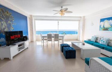 APARTAMENTO FRENTE A LA PLAYA EN RESIDENCIAL LAS OLAS