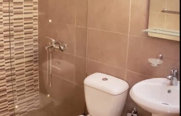 APATAMENTO EN VENTA 4TO. PISO EN SANTO DOMINGO NORTE PROXIMO A LA JACOBO MAJLUTA