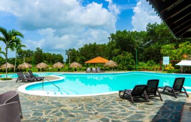 SOLARES PARA VILLAS EN LAGO DE REYES